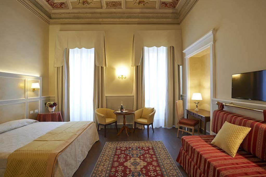 Hotel Firenze Capitale Exterior photo